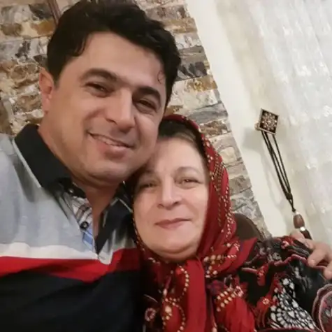 زیلده گل آوازینی اوغلومون توی دو علی پرمهر از   