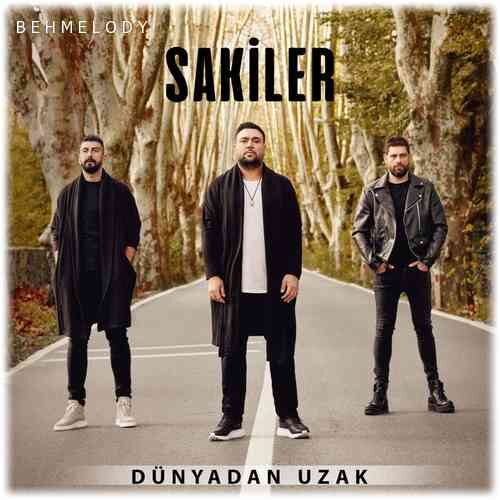 دانلود آهنگ ترکی Sakiler به نام Dünyadan Uzak   