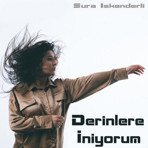 دانلود آهنگ Sura İskenderli با نام Derinlere İniyorum   