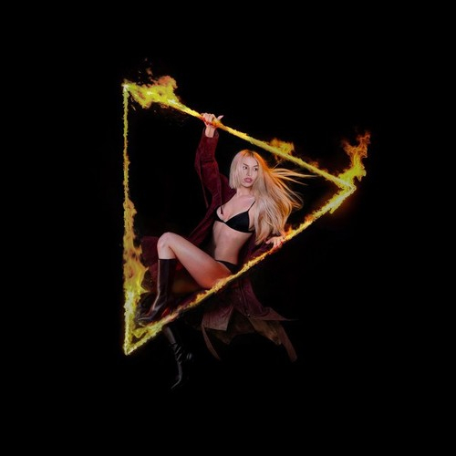 دانلود آهنگ Ava Max با نام Wet Hot American Dream   